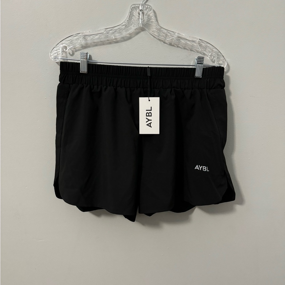 Aybl Strive shorts NWT